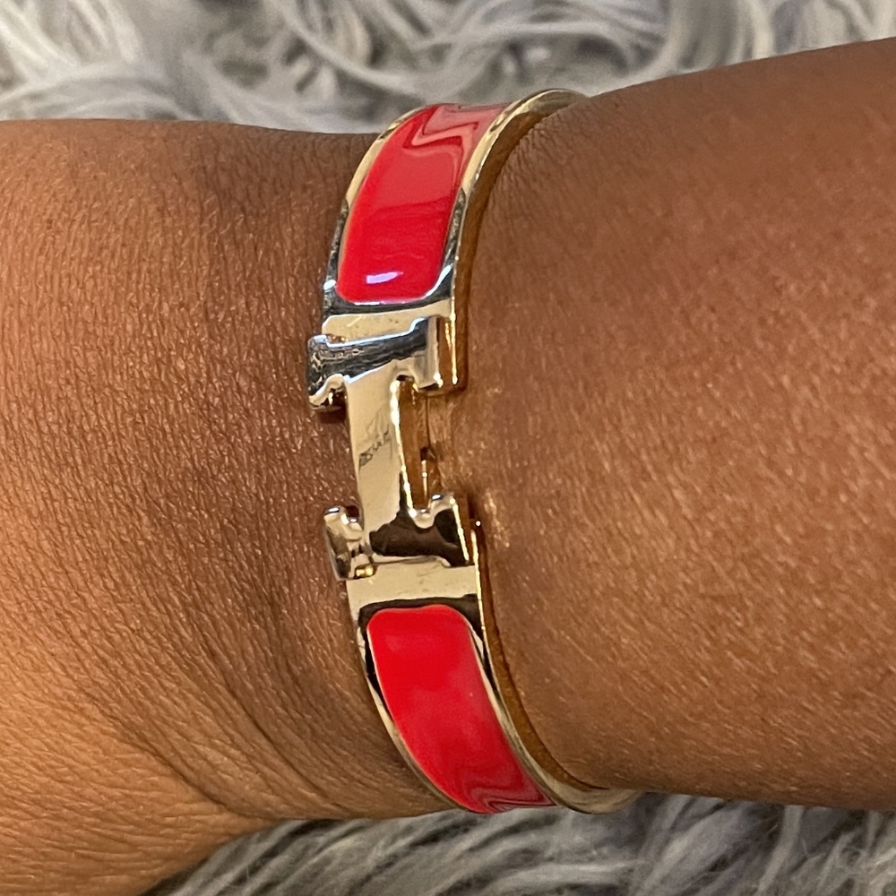 Hermes design bracelets